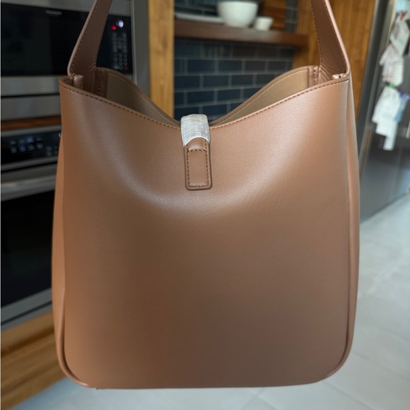 Designer inspired hobo bag - Picture 2 of 10